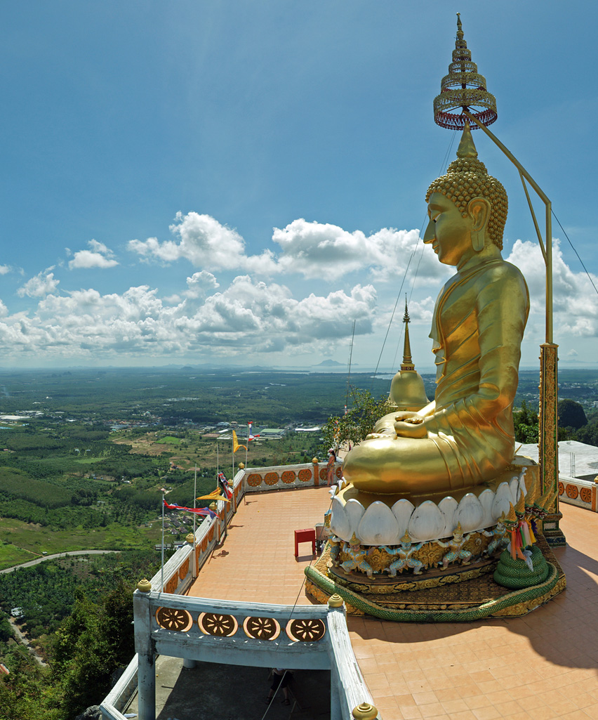 WAT THAM SUA